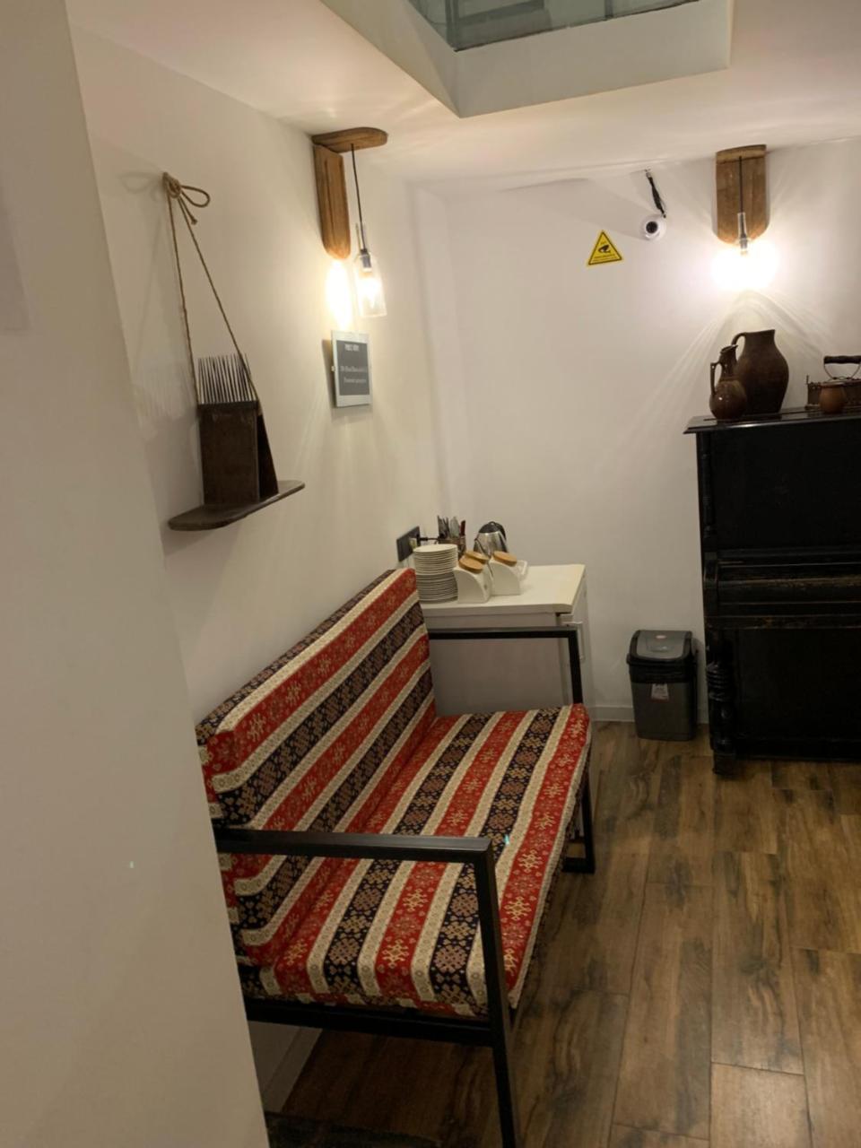 Hotel Baratashvili 12 Tbiliszi Kültér fotó