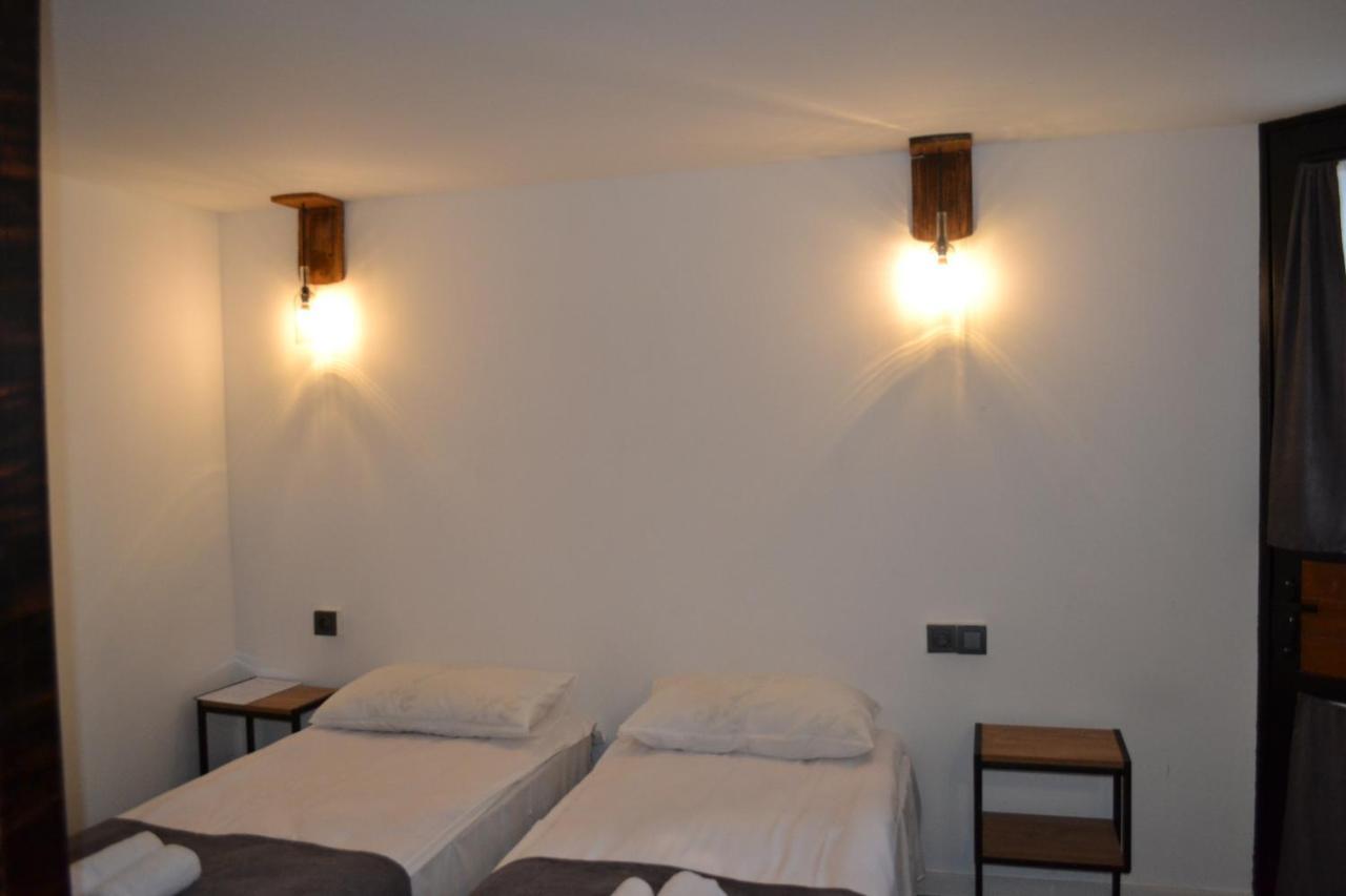Hotel Baratashvili 12 Tbiliszi Kültér fotó
